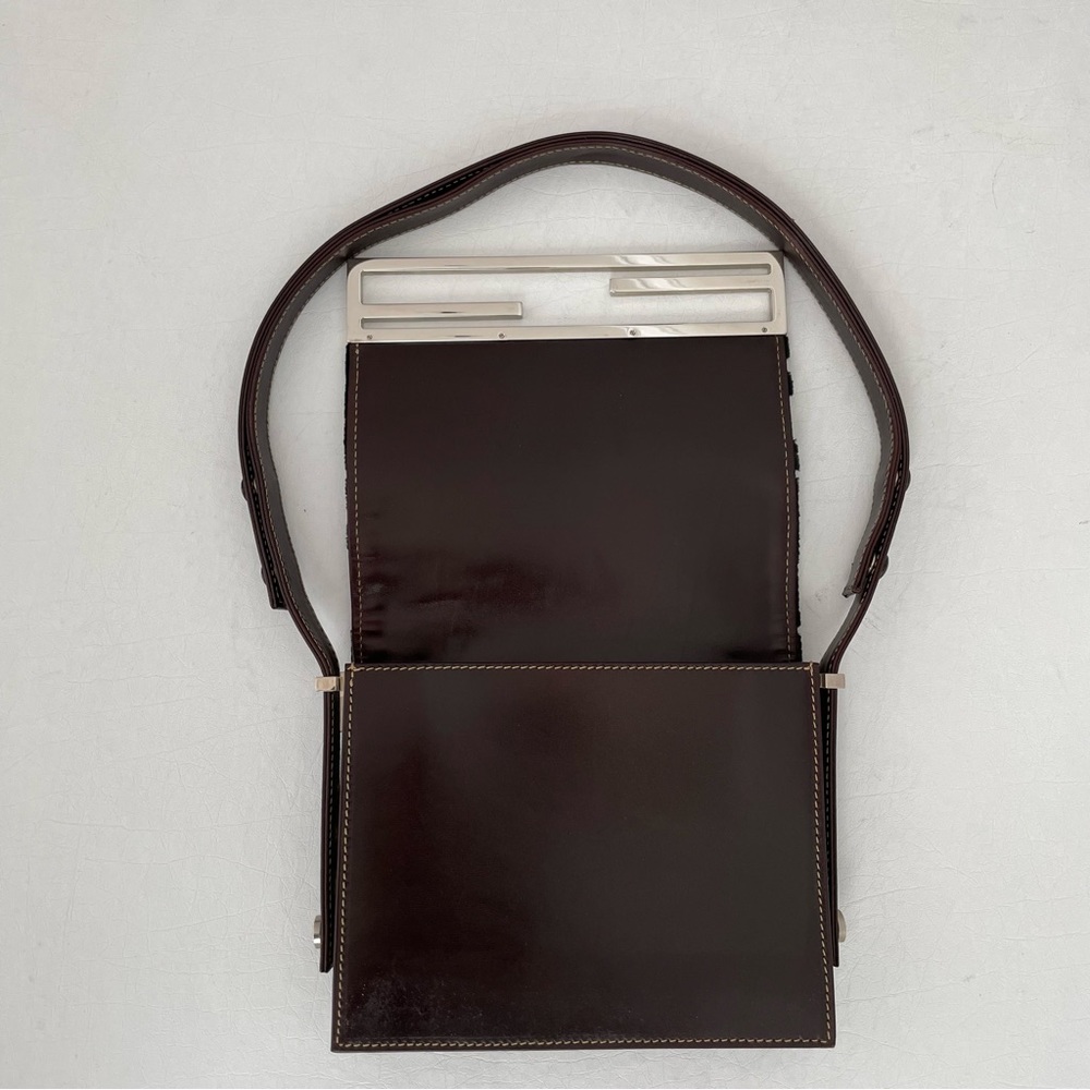 FENDI monogram shoulder bag, adjustable shoulder strap - Picture 4 of 17